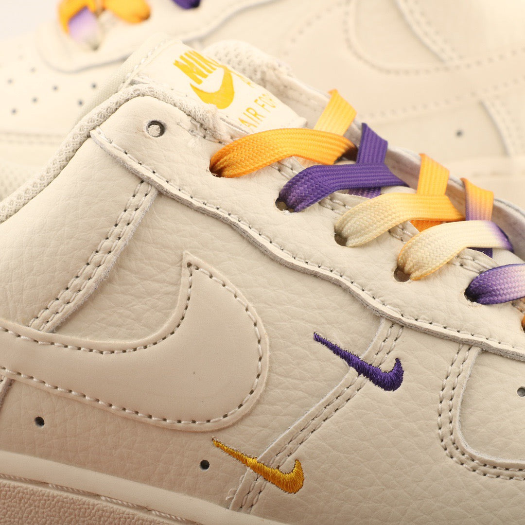 Tênis Cano Baixo Couro Amarelo Detalhe Roxo