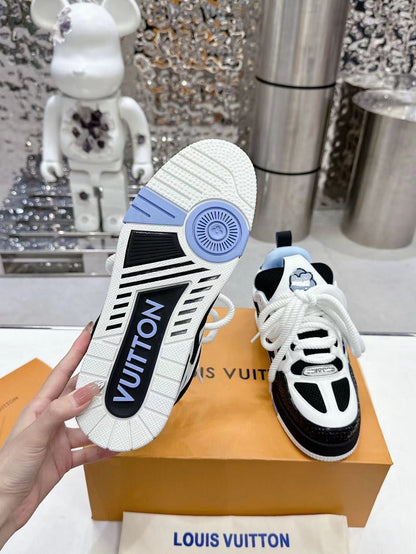 Tênis Skate Couro Branco com Detalhe Lateral