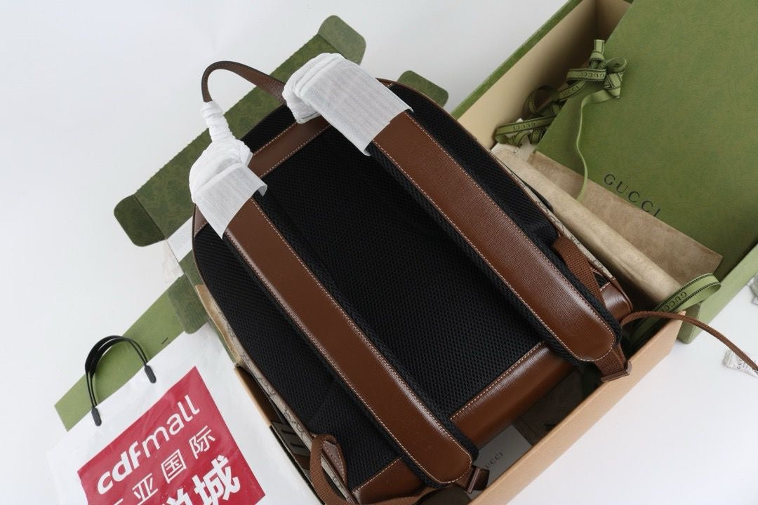 Mochila Lona Canvas Padrão Letras Entrelaçadas