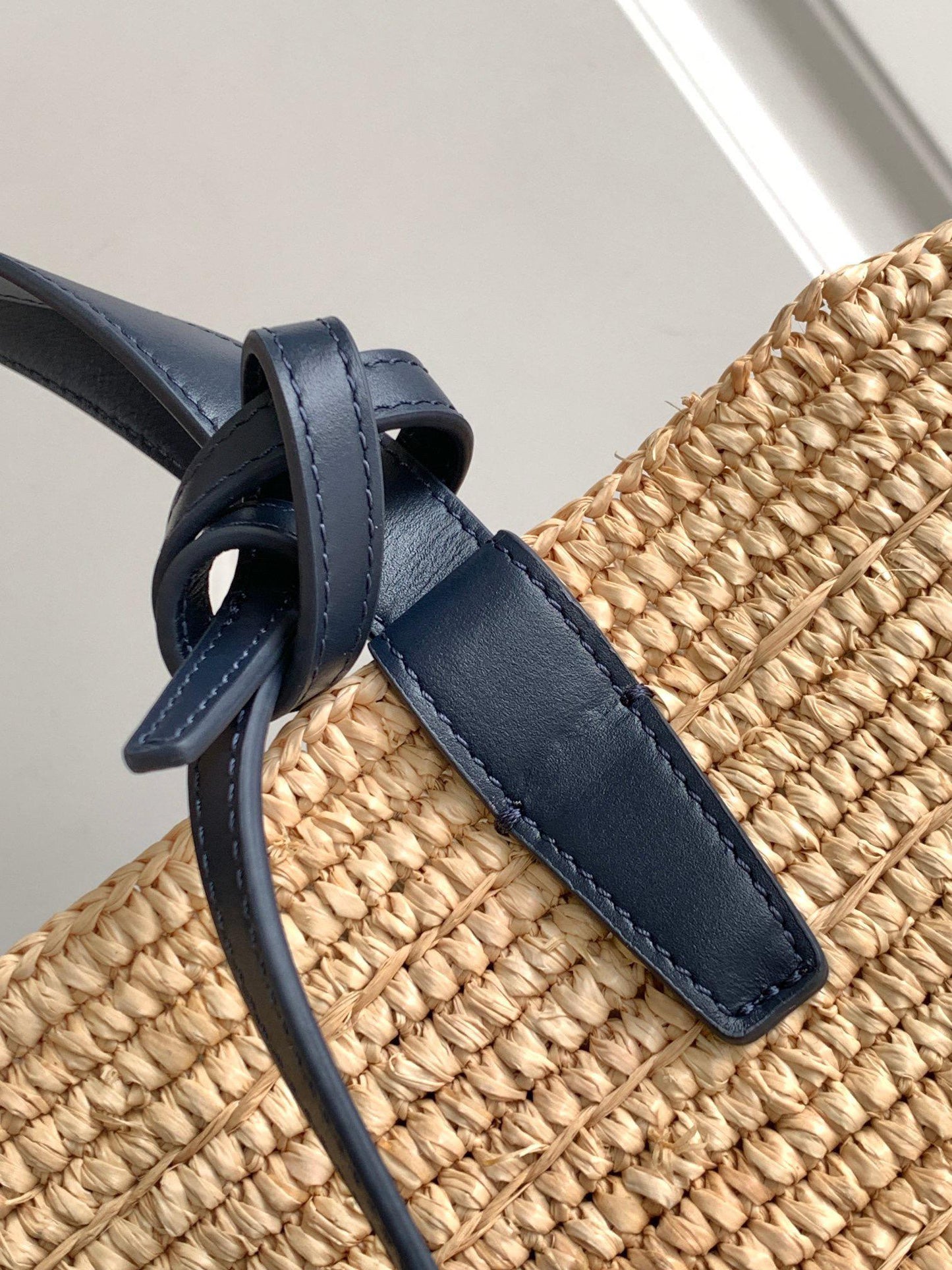 Bolsa Cesto Médio Palha Natural e Couro