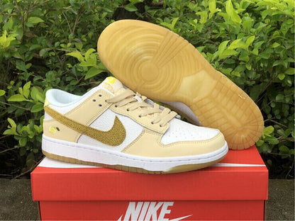 Tênis Cano Baixo Couro Branco Detalhe Amarelo