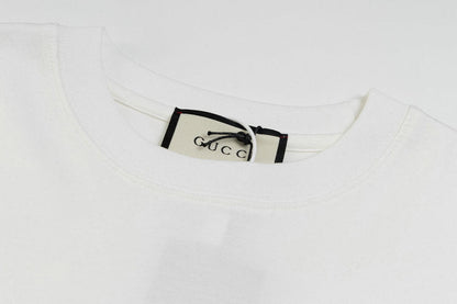 Camiseta Algodão Letras Entrelaçadas
