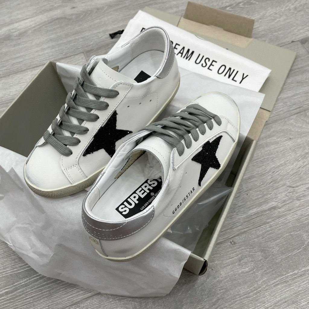 Tênis Couro Branco Solado Desgastado Estilo Vintage