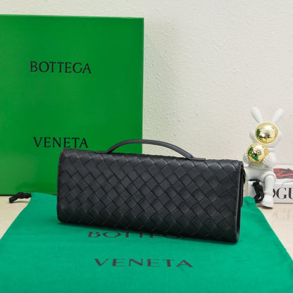 Clutch Couro Entrelaçado Preto
