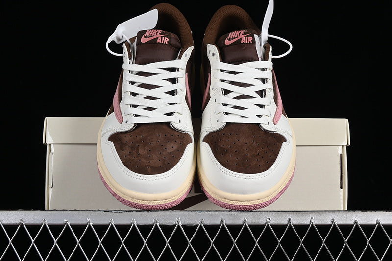 Tênis Cano Baixo Couro Marrom Chocolate Detalhe Rosa