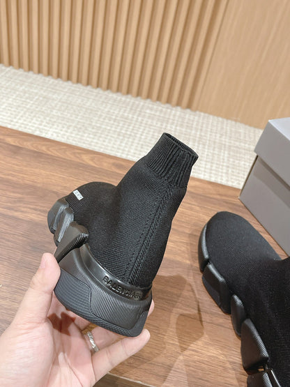 Tênis Runner Malha Preto Cano Médio