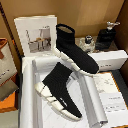 Tênis Cano Alto Malha Preto e Branco