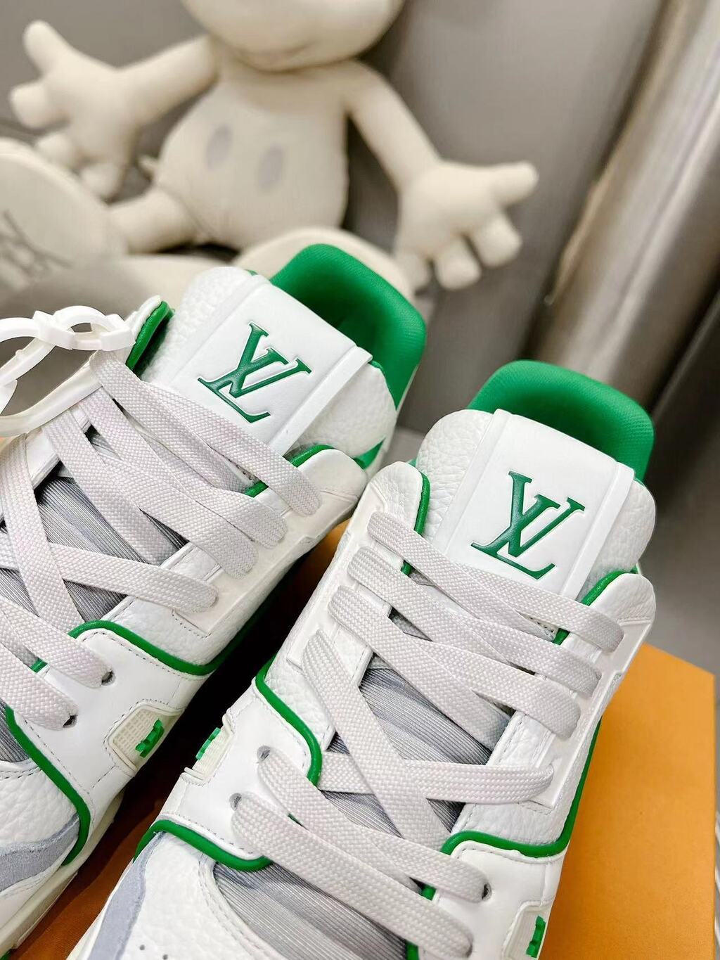 Tênis Couro Branco Detalhe Verde