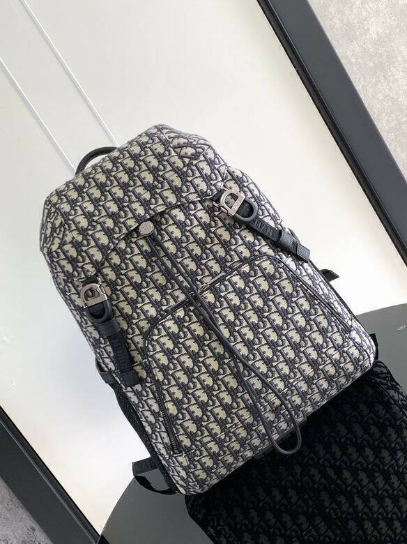Mochila Couro Padrão Inclinado