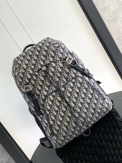 Mochila Couro Padrão Inclinado