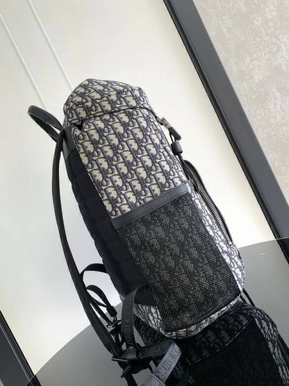 Mochila Couro Padrão Inclinado