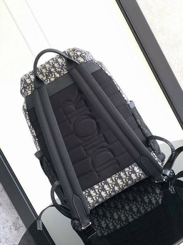 Mochila Couro Padrão Inclinado