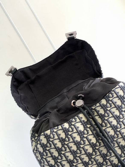 Mochila Couro Padrão Inclinado