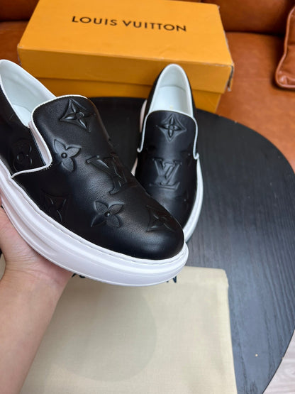 Tênis Slip-On Couro Preto
