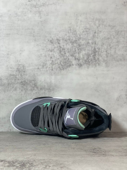 Tênis Cano Alto Basquete Verde Fluorescente Detalhe Preto