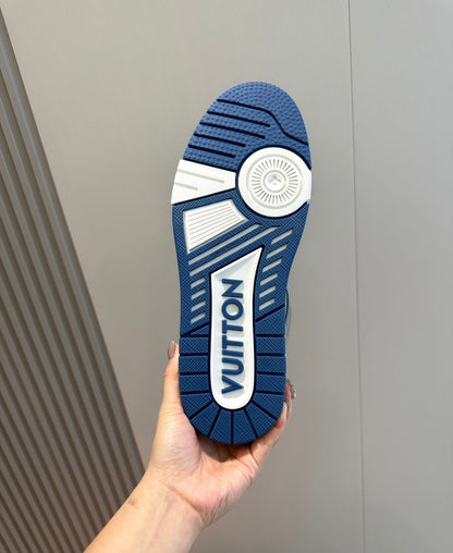 Tênis Couro Branco Detalhe Azul