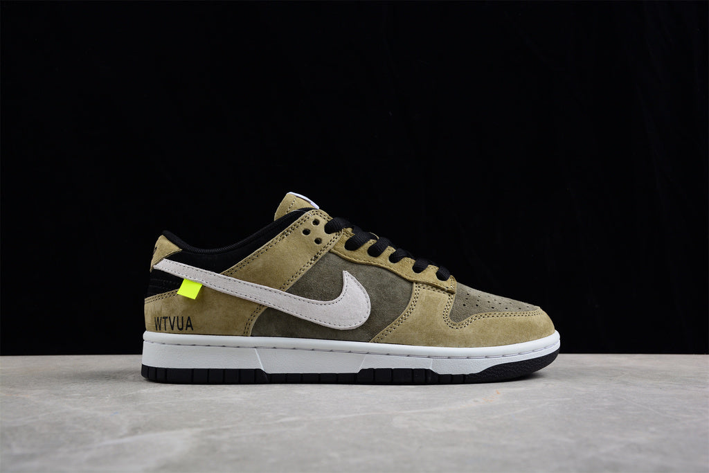 Tênis Cano Baixo Couro Colorido Detalhe Swoosh