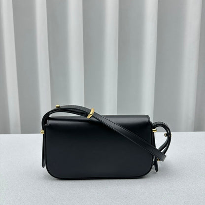 Bolsa Ombro Couro Estruturada Placa Triangular