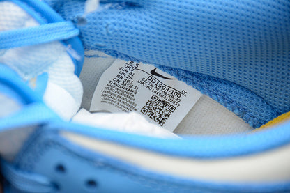 Tênis Couro Cano Baixo Branco Detalhe Azul Claro
