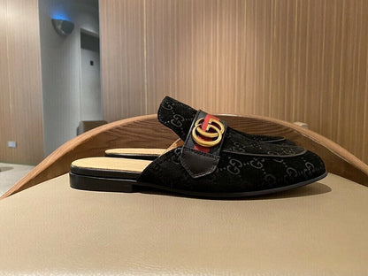 Mocassim Couro Letras Entrelaçadas Marrom