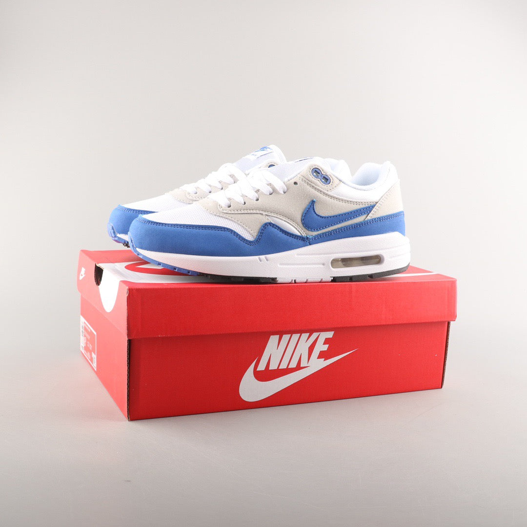Tênis Runner Malha Azul Royal Detalhe Branco