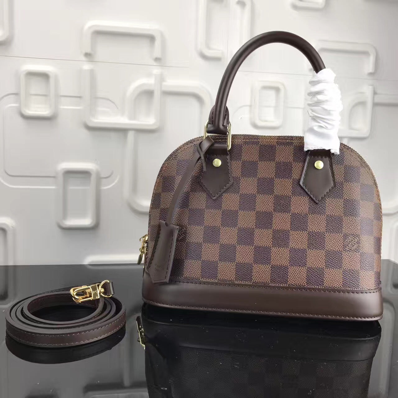Bolsa Shoulder Couro Padrão Monograma Geométrico