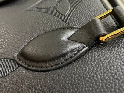 Bolsa Tote Couro Preto Padrão Monograma Geométrico GM