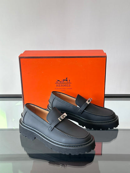 Sapato Mocassim Couro Marrom Clássico