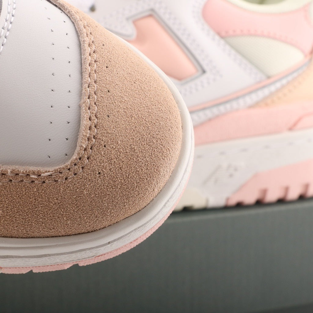 Tênis Couro Branco Detalhe Rosa