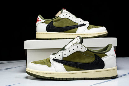 Tênis Cano Baixo Couro Tons de Olive com Detalhes Contrastantes