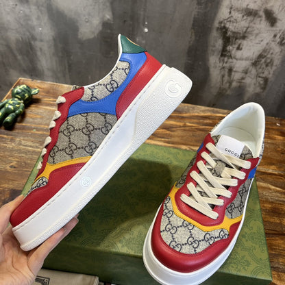 Tênis Couro Letras Entrelaçadas Multicolor