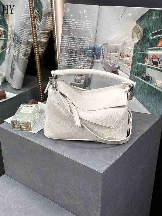 Bolsa Estruturada Couro Branco Patchwork Geométrico