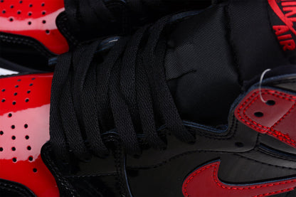 Tênis Cano Alto Basquete Couro Verniz Preto e Vermelho