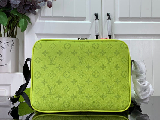 Louis Vuitton Yellow Monogram Taïgarama Outdoor Messenger