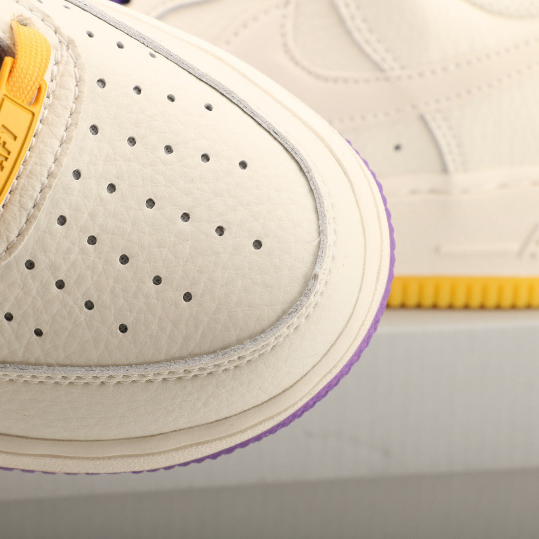 Tênis Cano Baixo Couro Amarelo Detalhe Roxo