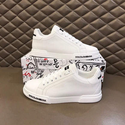 Tênis Couro Branco Casual Letras Entrelaçadas