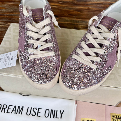 Tênis Couro Branco Glitter Rosa Detalhes Dourados