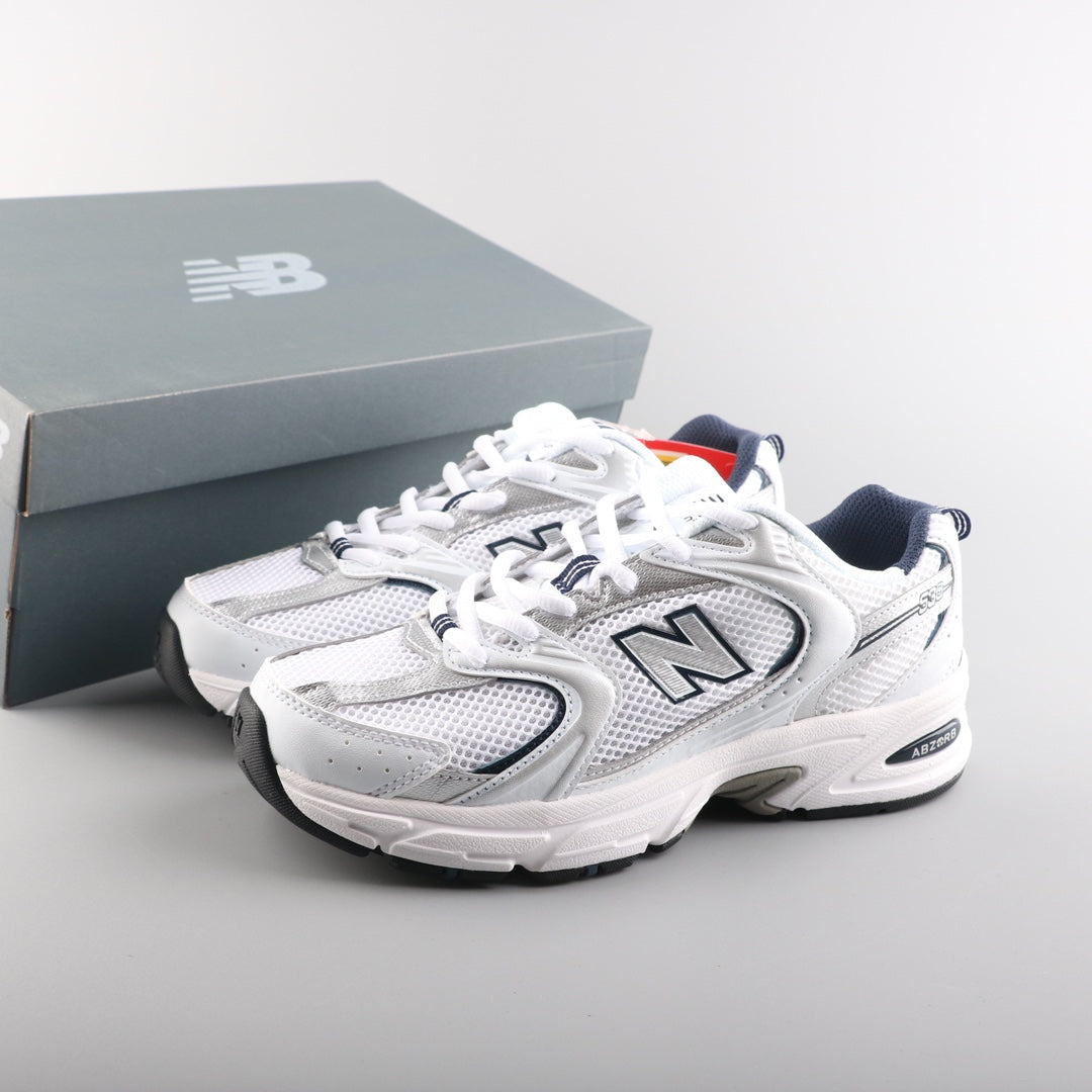 Tênis Runner Malha Branco Prata e Azul Marinho