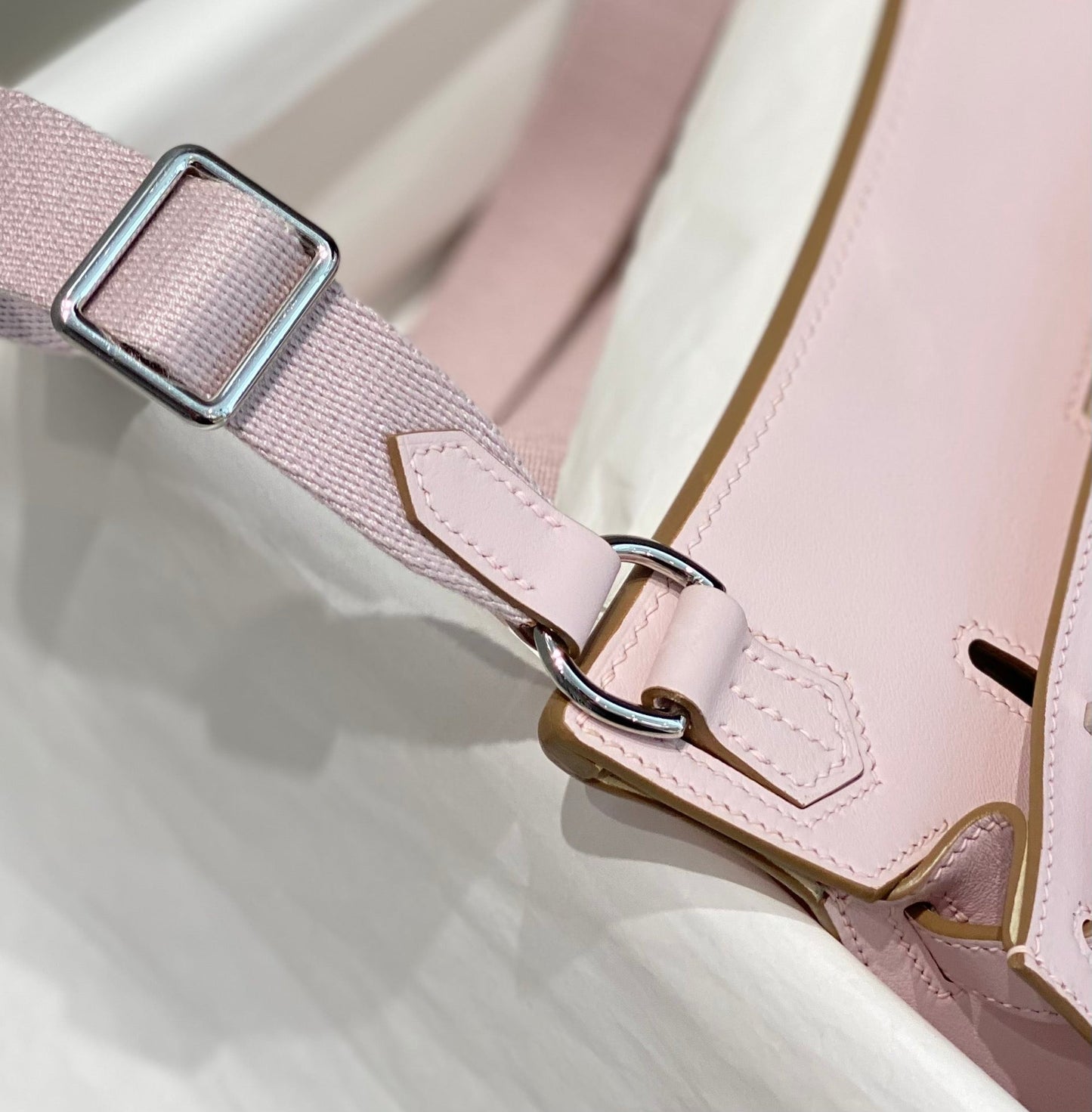 Bolsa Couro Estruturada Mauve Tira Ajustável