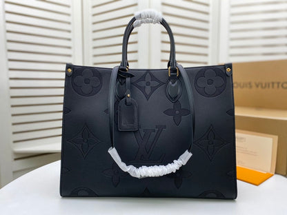 Bolsa Tote Couro Preto Padrão Monograma Geométrico GM