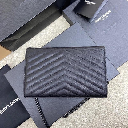 Bolsa Ombro Couro Preto Fechamento Magnético