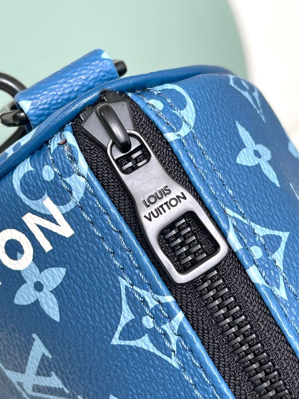 Bolsa Viagem Couro Marrom Alça Removível 25cm