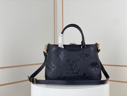 Bolsa Satchel Couro Estruturada Marrom Placa Triangular