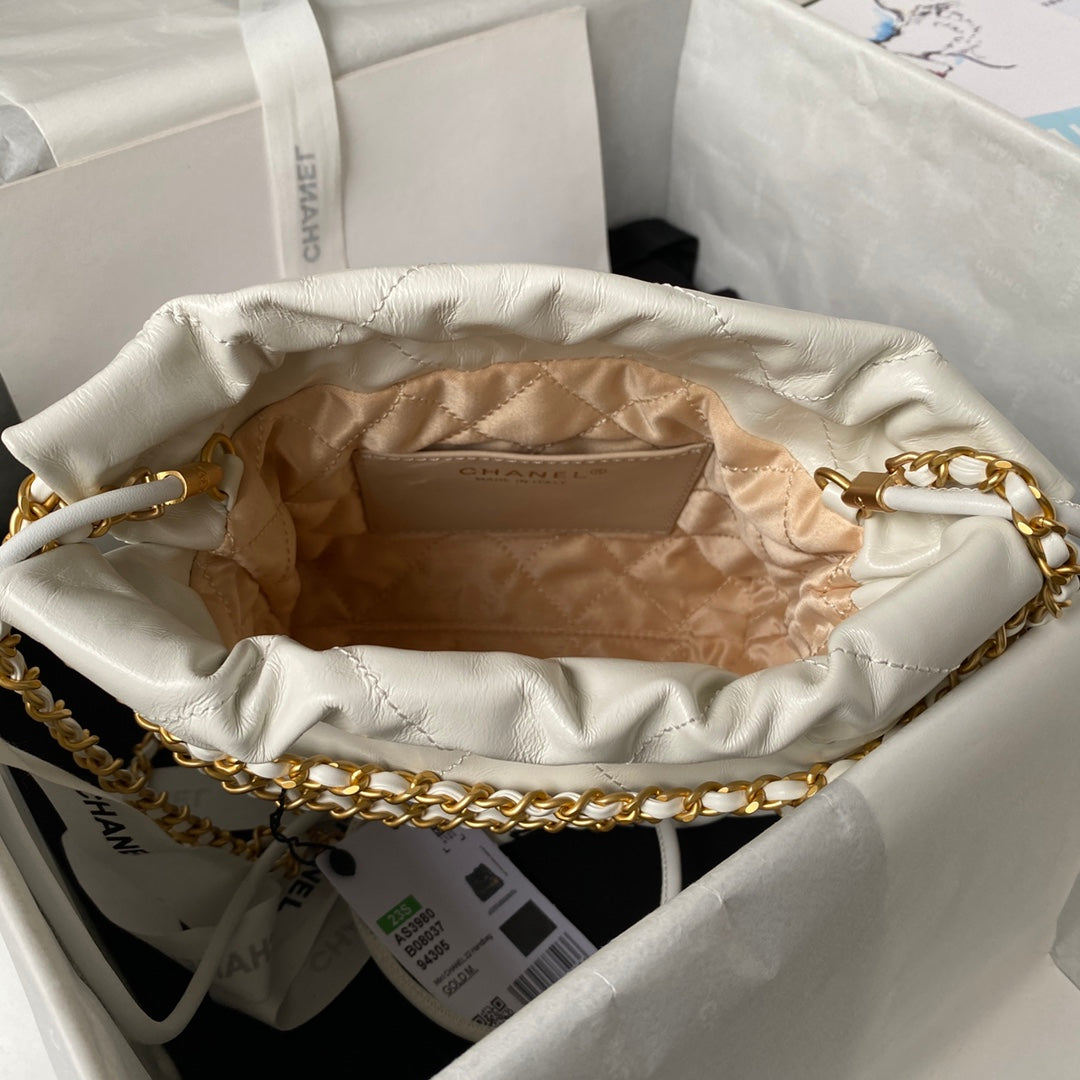 Bolsa Couro Vitelo Branco com Detalhe Dourado e Placa Frontal