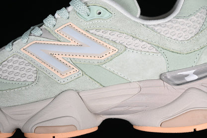 Tênis Runner Couro Cinza Prata Detalhes Verde Musgo