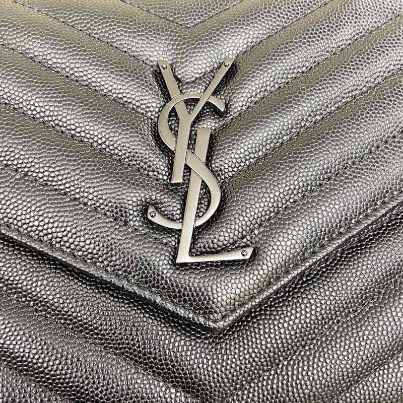 Bolsa Ombro Couro Preto Fechamento Magnético
