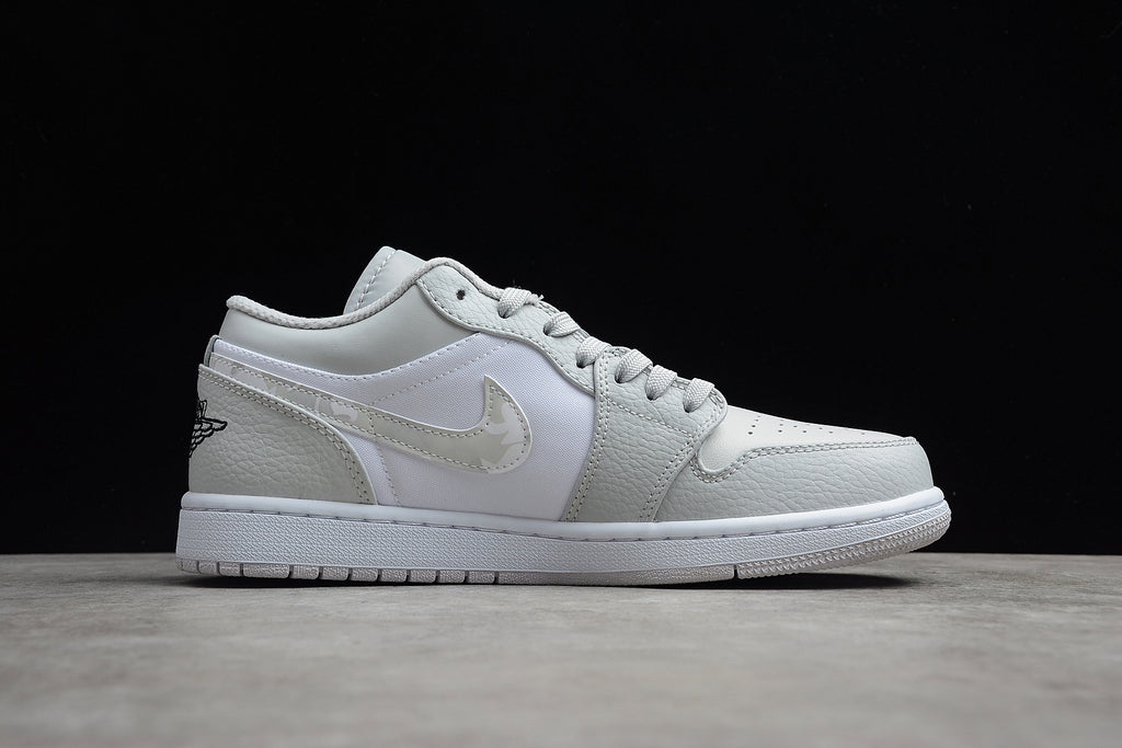 Tênis Cano Baixo Couro Branco Detalhe Camuflado