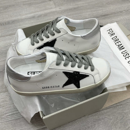 Tênis Couro Branco Solado Desgastado Estilo Vintage