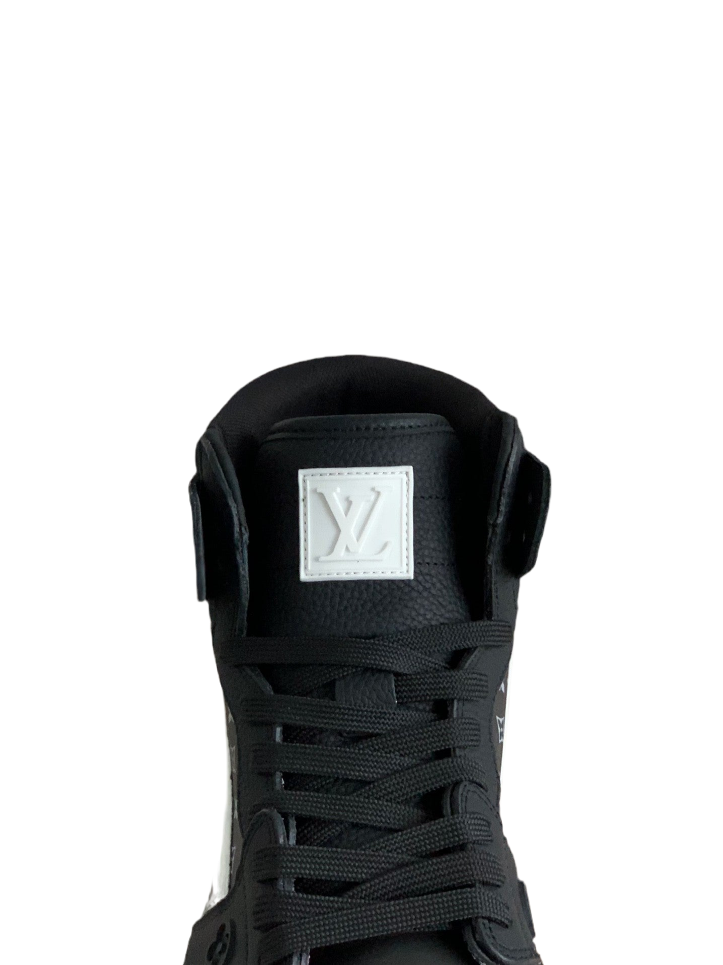 Louis Vuitton x Nike Air Jordan 1 High AJ1