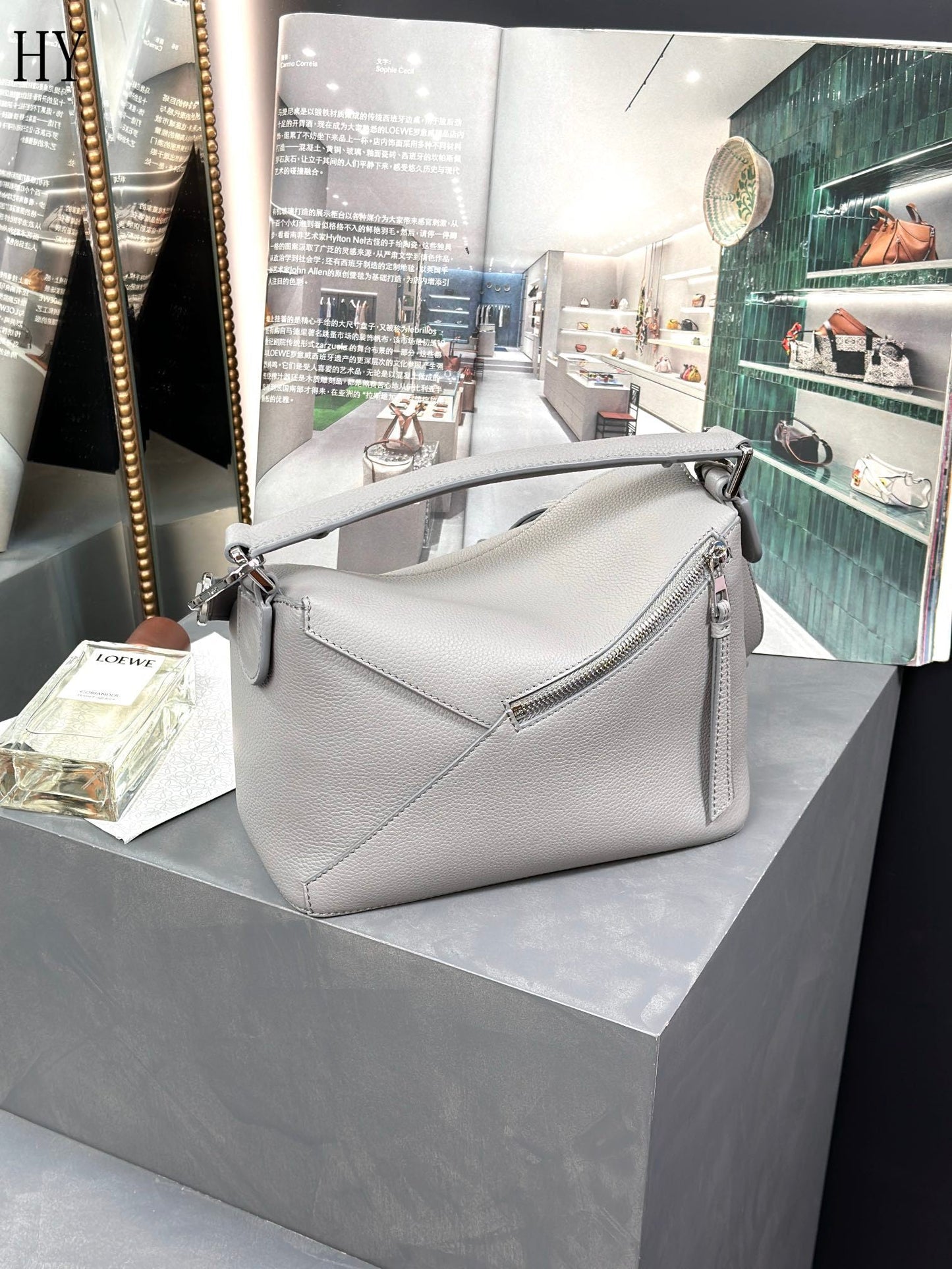Bolsa Satchel Couro Cinza Geométrica Tamanho P
